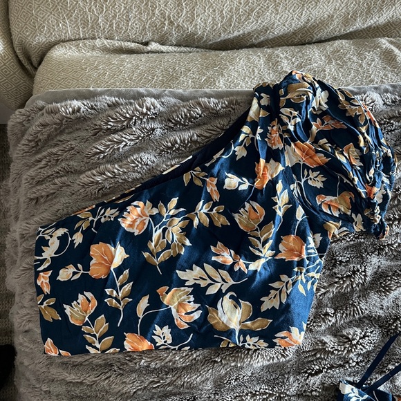 Seven Wonders Two piece - Picture 2 of 3